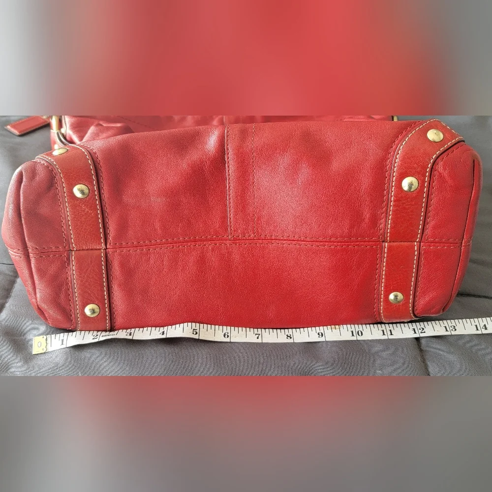 Large Coach Cowhide Leathet Bag